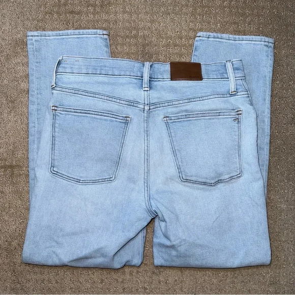 Madewell Mid-Rise Classic Straight Jeans in Wellingford Wash women’s size 28 - Picture 8 of 9